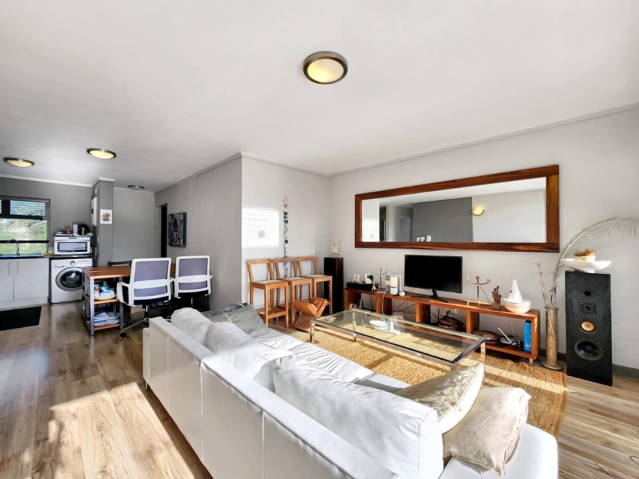 To Let 2 Bedroom Property for Rent in Sea Point Western Cape